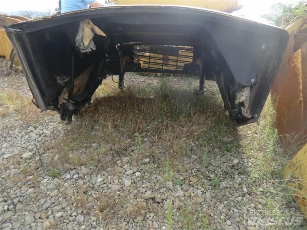 CAT 323D Other
