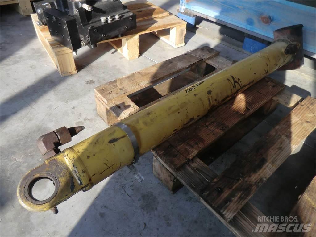 CAT 438C Other