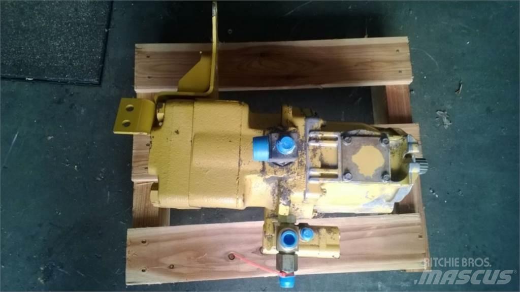 CAT 928G Other
