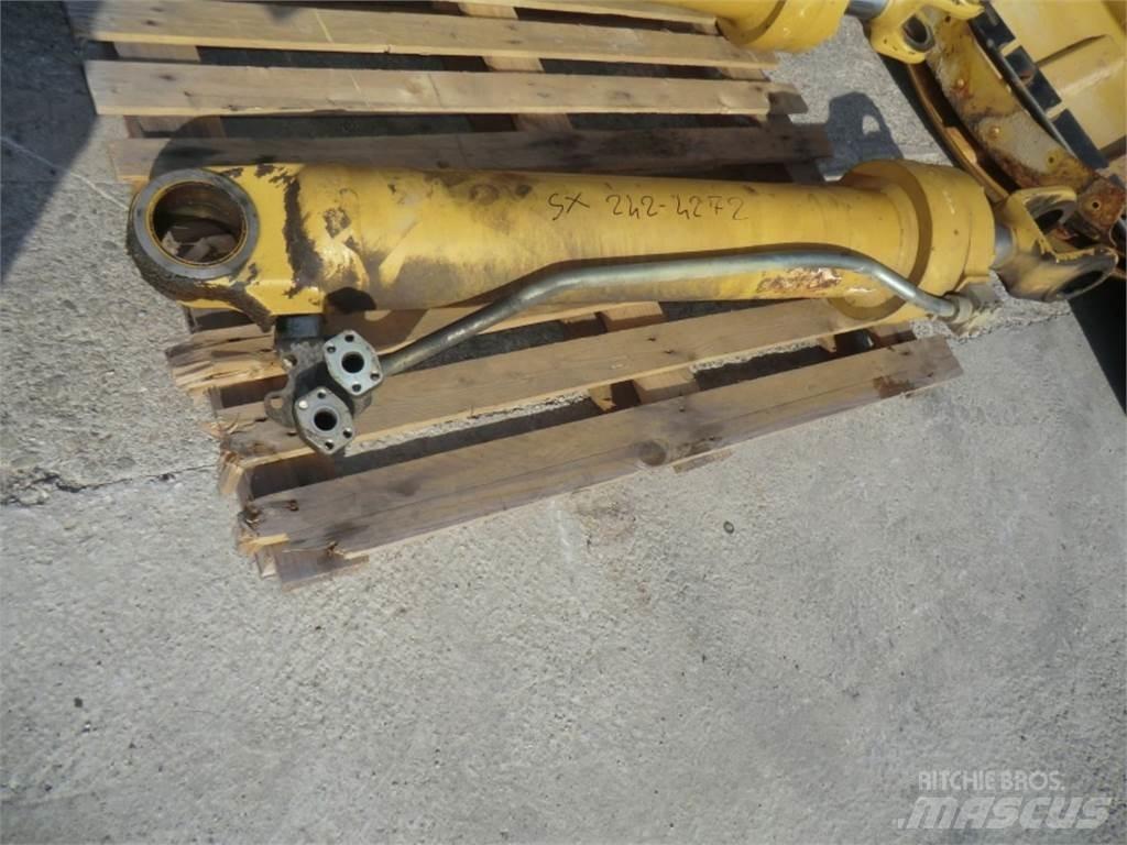 CAT 962H Other