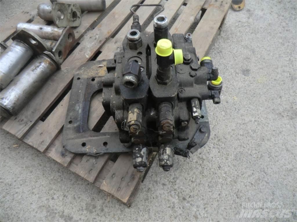 CAT 963D Other