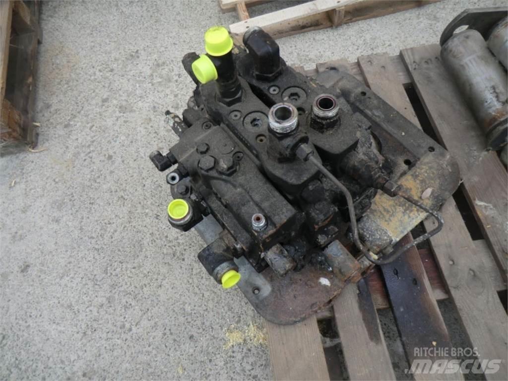 CAT 963D Other
