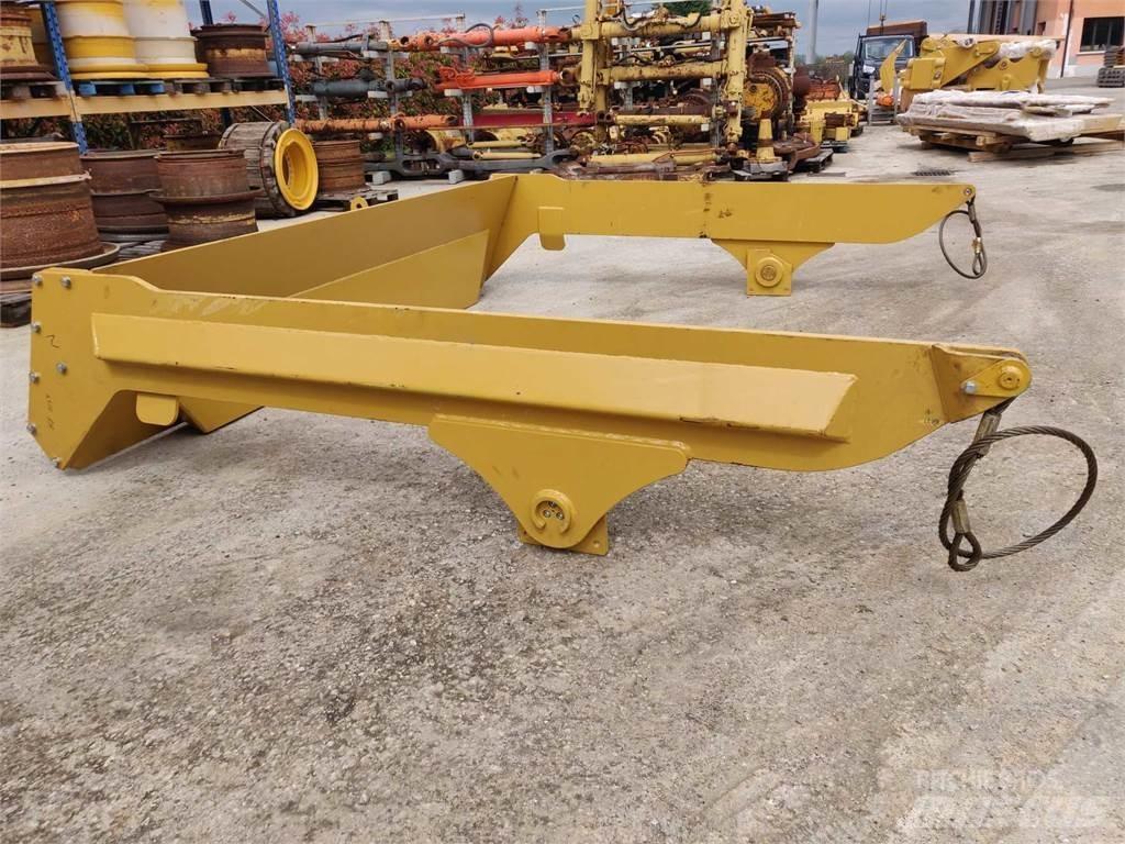 CAT 988G Other