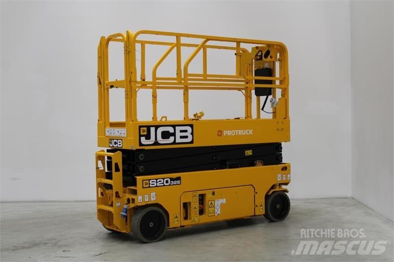 JCB S2032E Scissor lifts