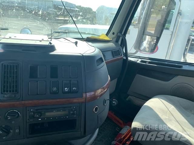 Volvo  Prime Movers
