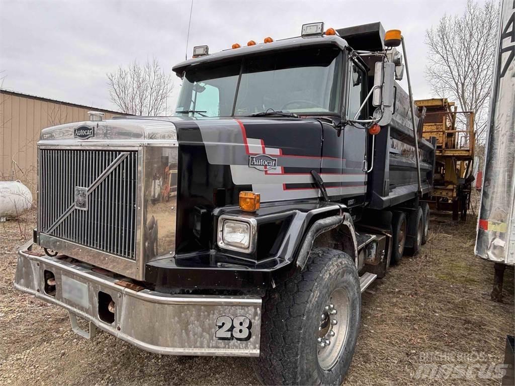 Volvo  Tipper trucks