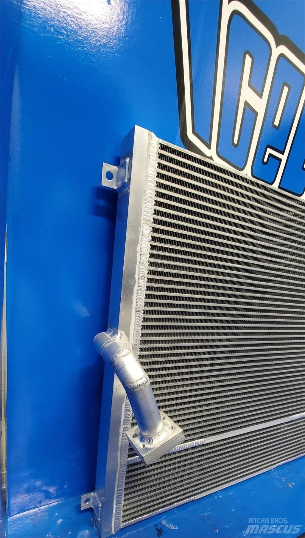 CASE 210 Radiators