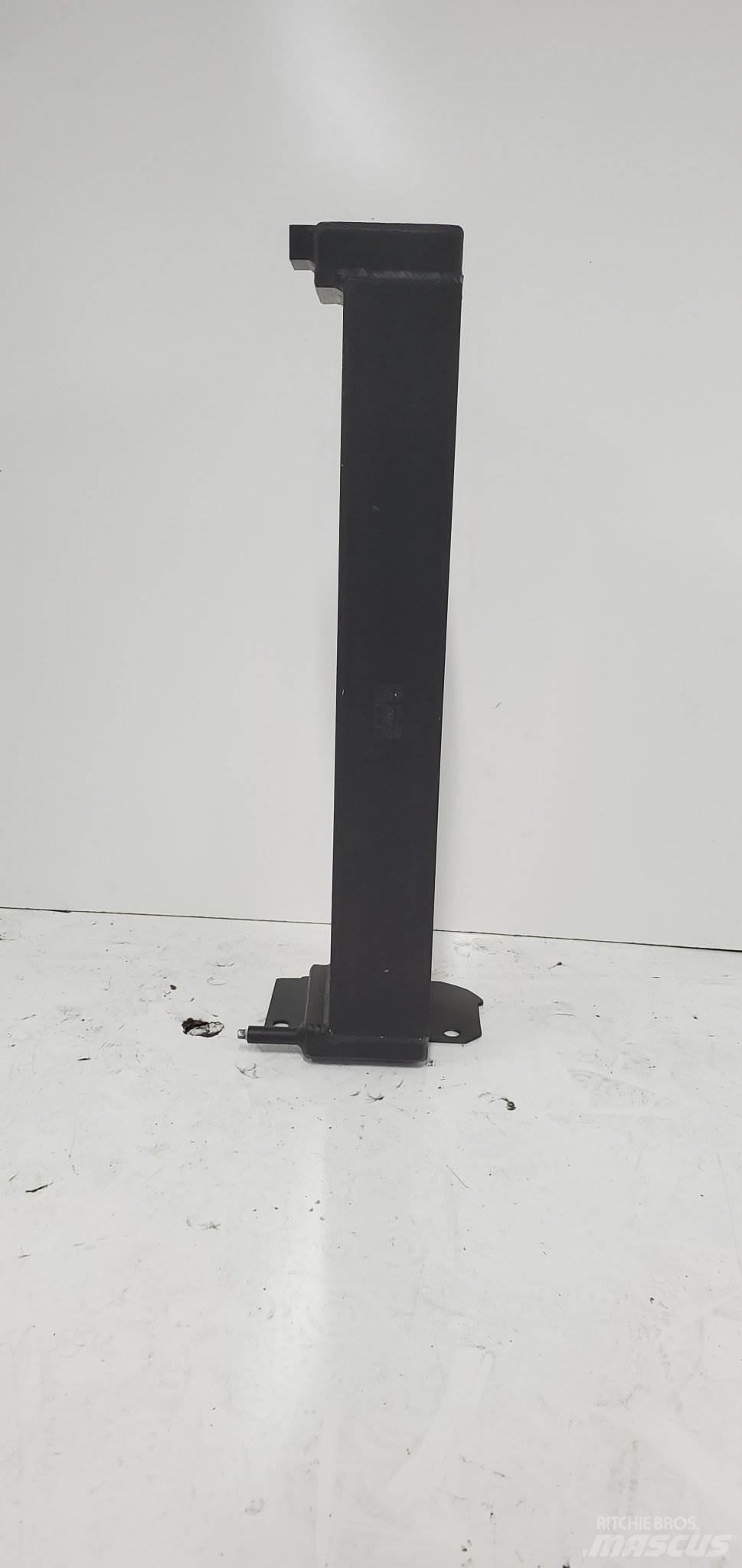 CAT D69U Radiators