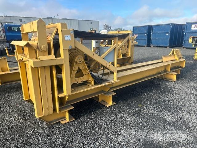  Winch Hoists and material elevators