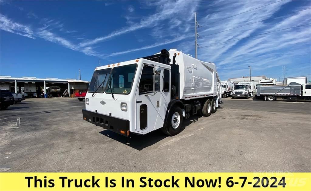 CCC LET2 Waste trucks