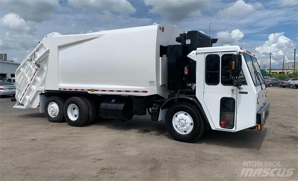 CCC LET2 Waste trucks