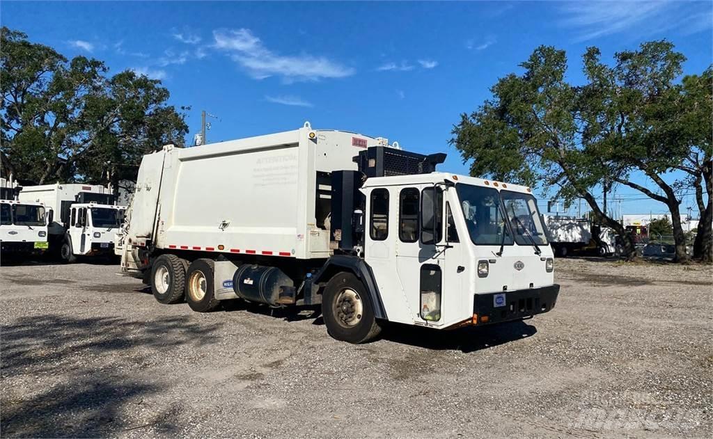 CCC LET2 Waste trucks