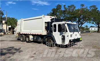 CCC LET2 Waste trucks