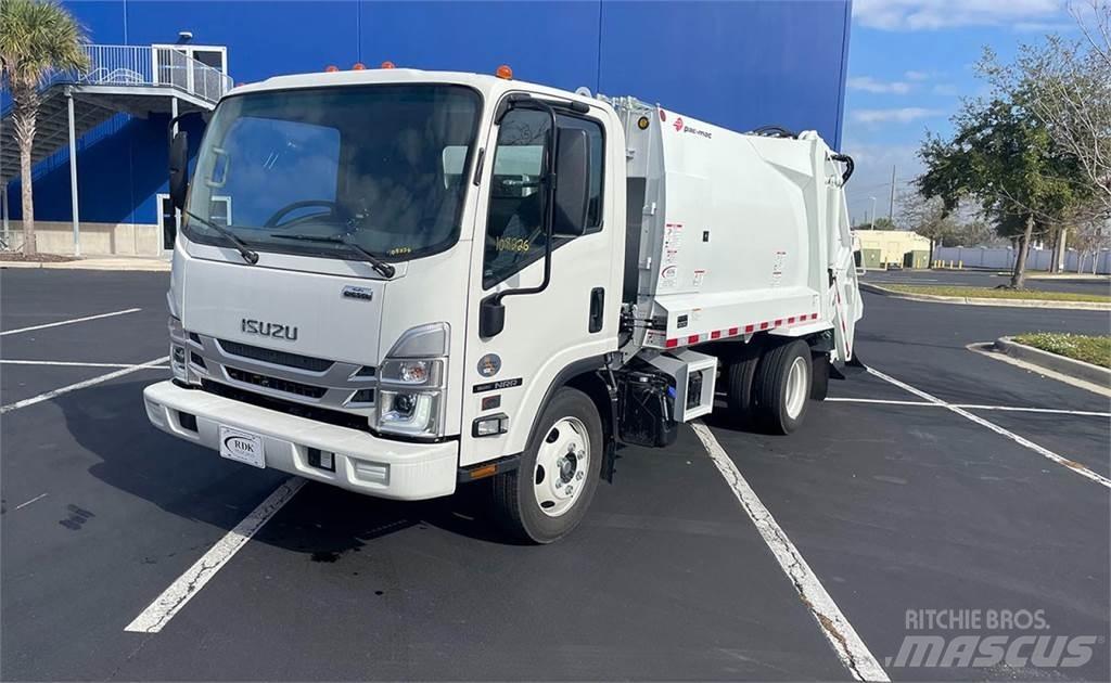 Isuzu NRR Waste trucks