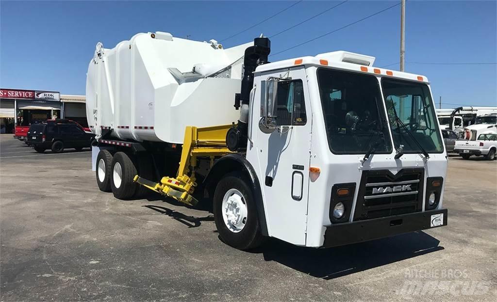 Mack LEU613 Waste trucks