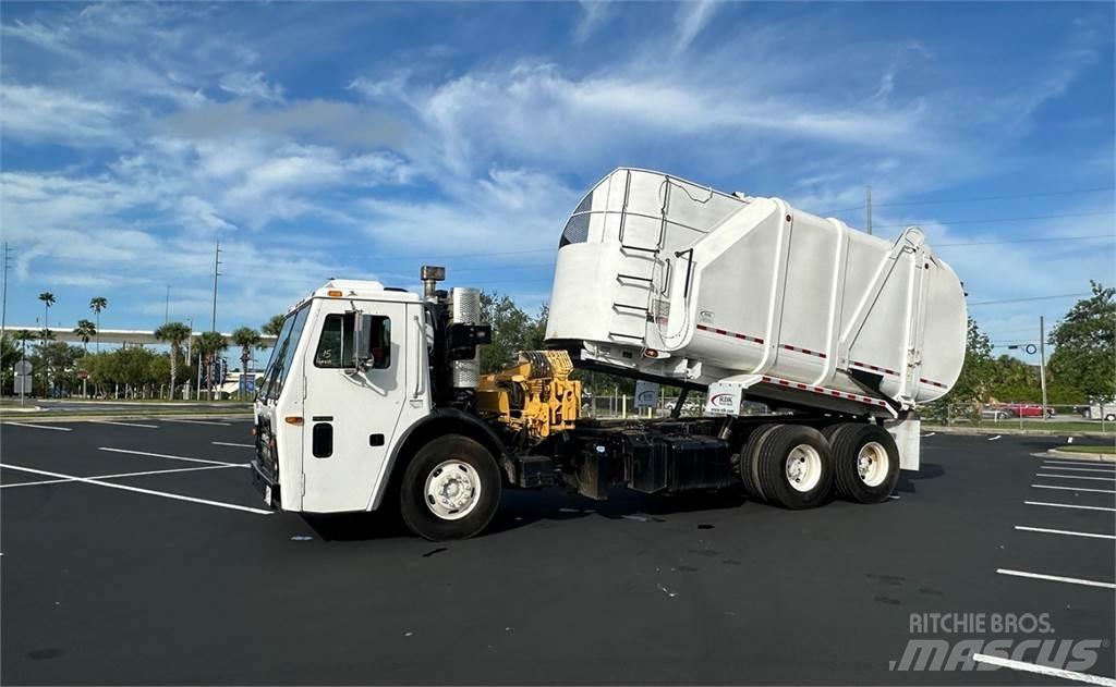 Mack LEU613 Waste trucks