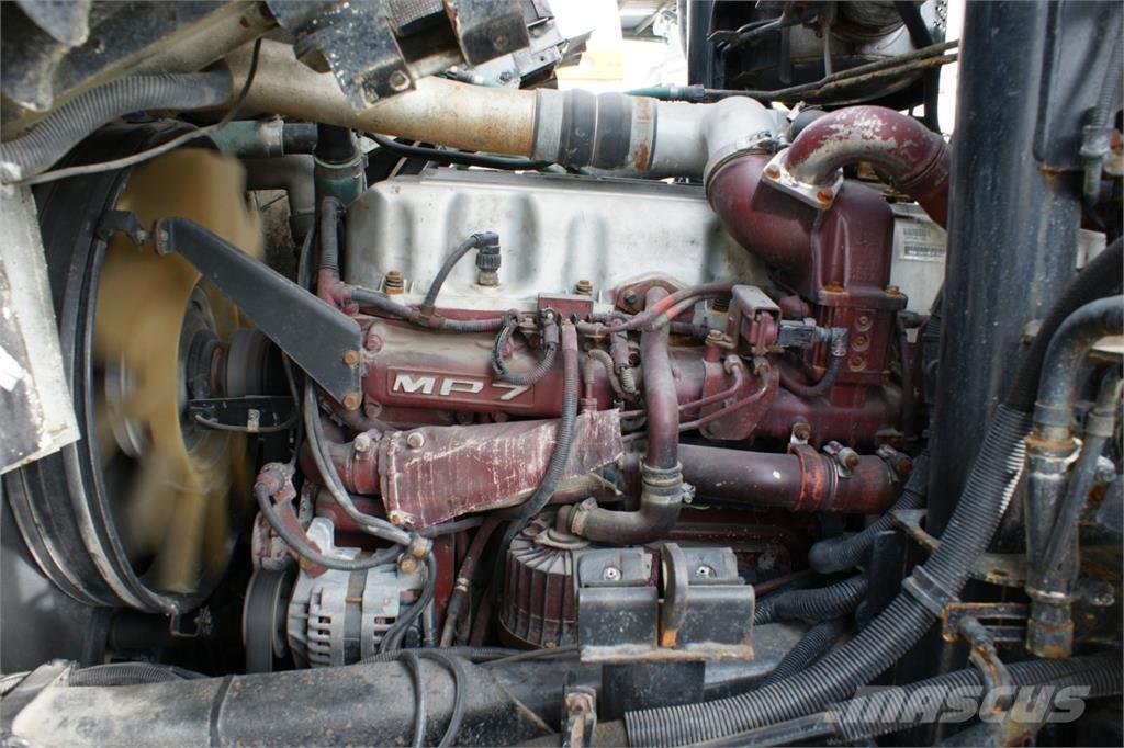 Mack MRU613 Waste trucks