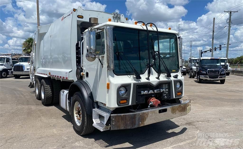 Mack TE64 Waste trucks