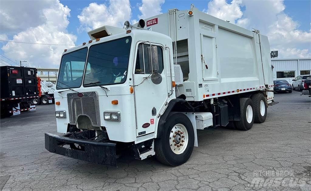 Peterbilt 320 Waste trucks