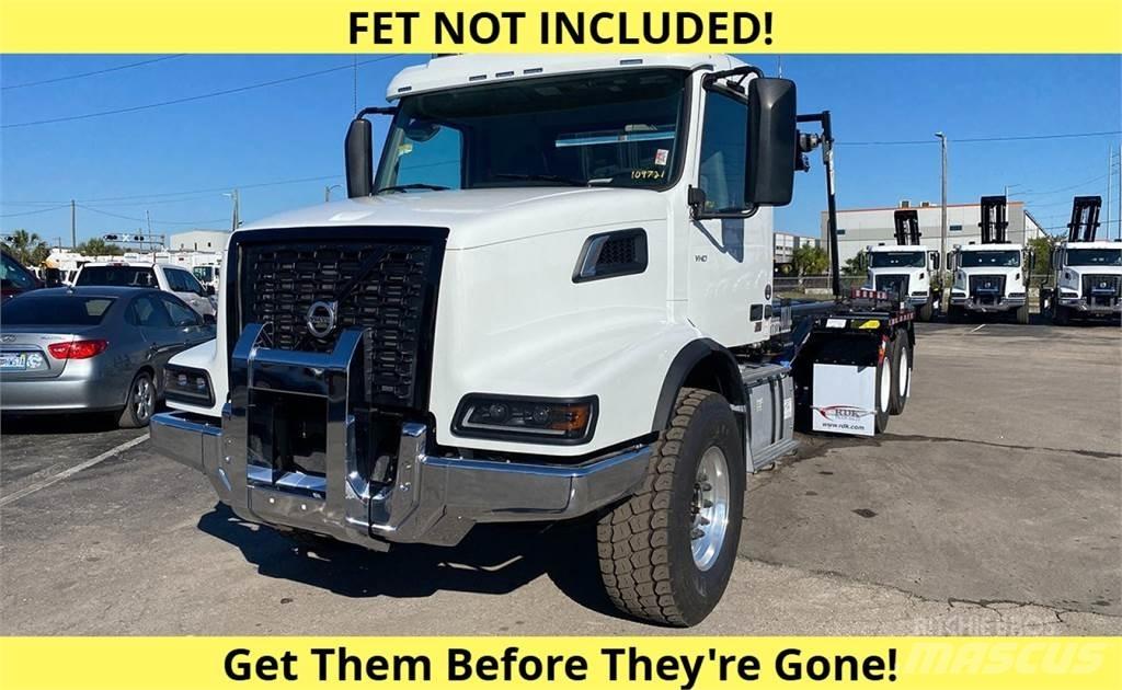 Volvo VHD Demountable trucks
