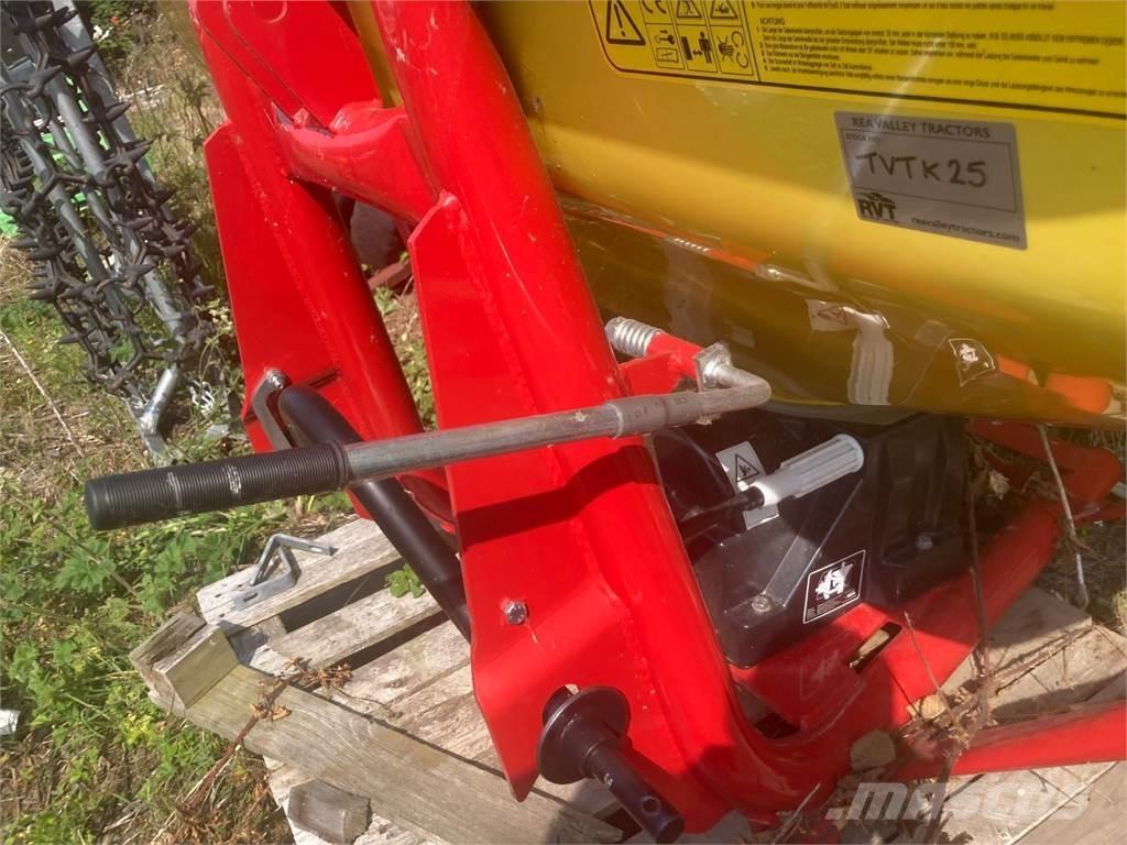  Cosmo Manure spreaders
