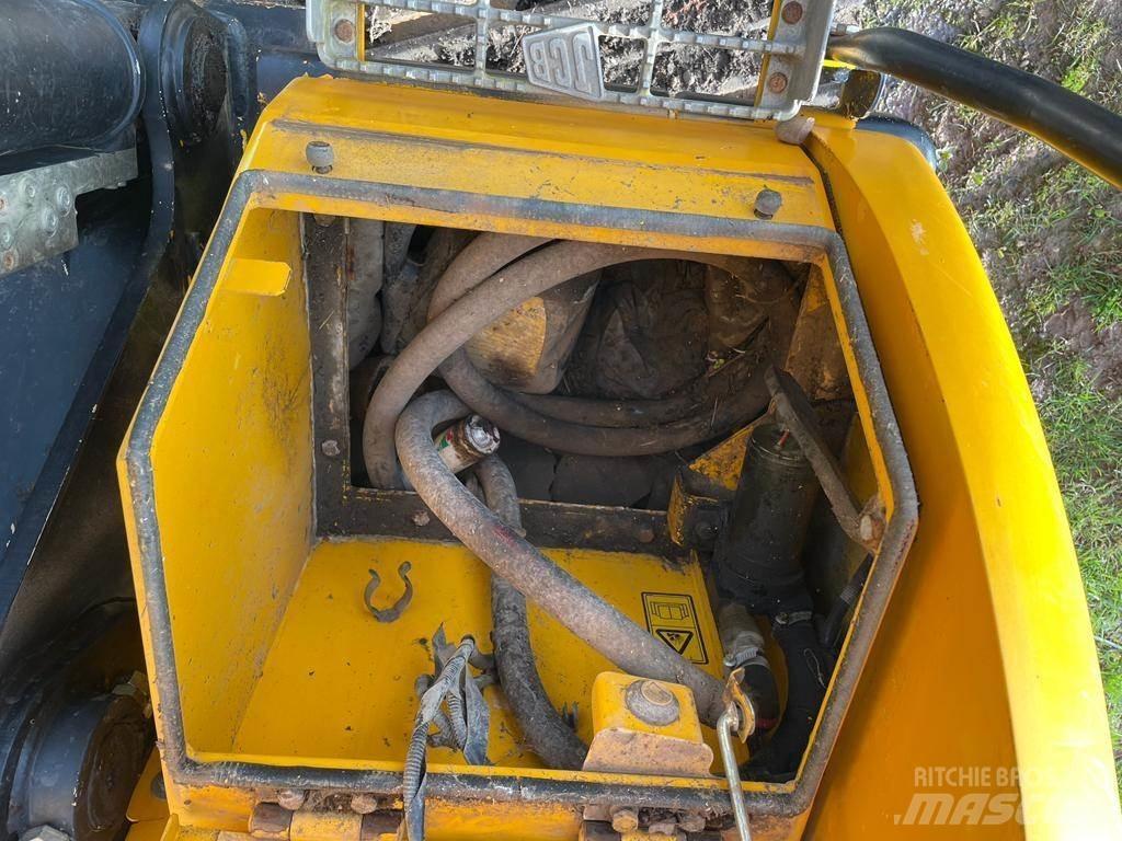 JCB JS130 Farm machinery