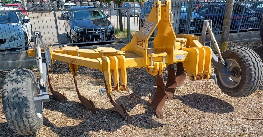 Dondi D6 Farm machinery