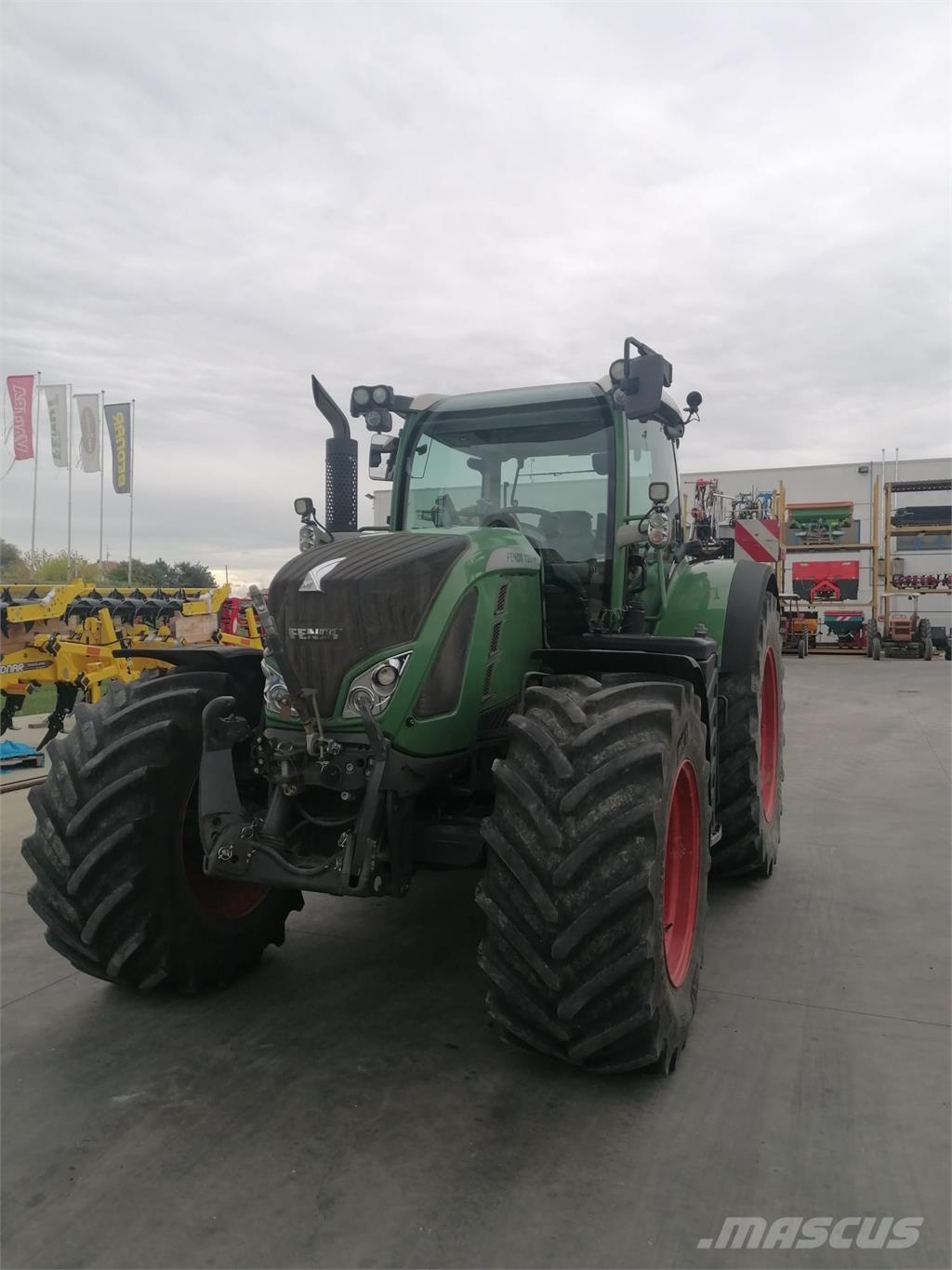 Fendt 722 Tractors