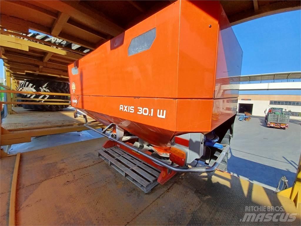 Kuhn AXIS 30.1 W Farm machinery