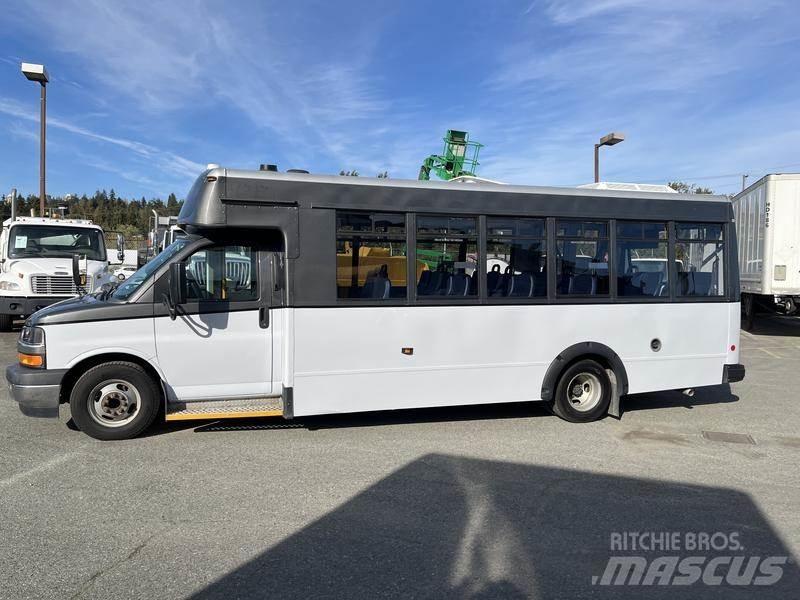 Chevrolet Express Mini bus