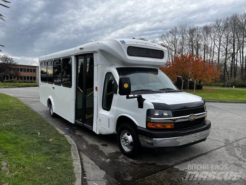 Chevrolet Express Mini bus