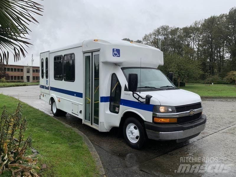 Chevrolet Express Mini bus