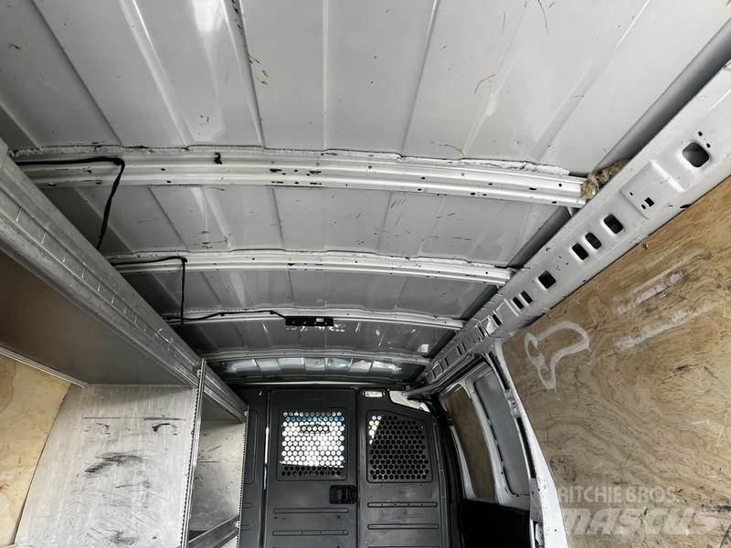 Chevrolet Express Panel vans