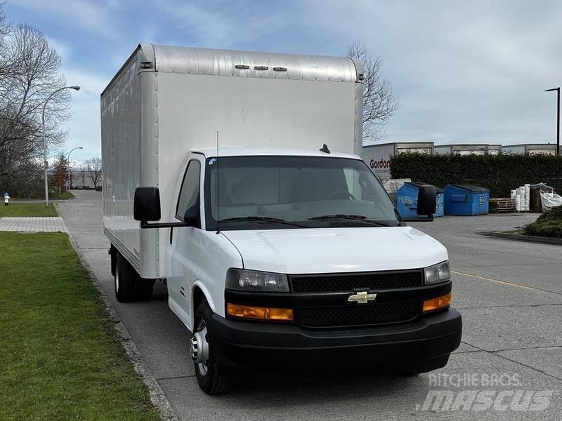 Chevrolet Express Panel vans