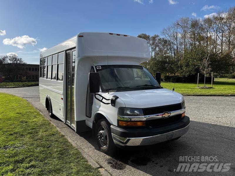 Chevrolet Express Mini bus