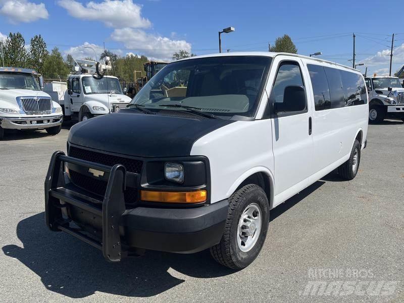 Chevrolet Express Panel vans