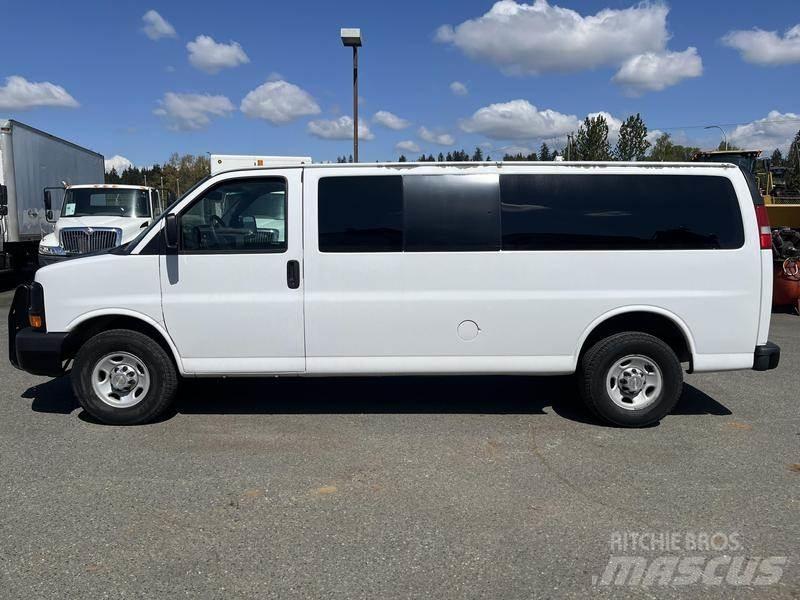 Chevrolet Express Panel vans