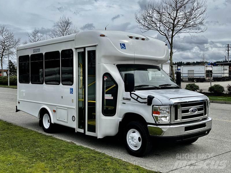 Ford Econoline Mini bus