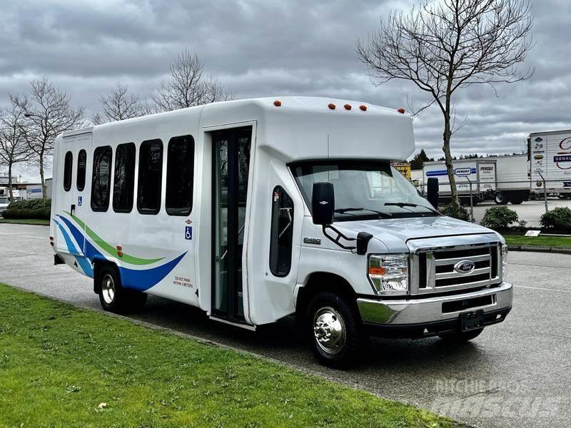 Ford Econoline Mini bus