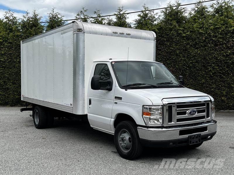 Ford Econoline Panel vans