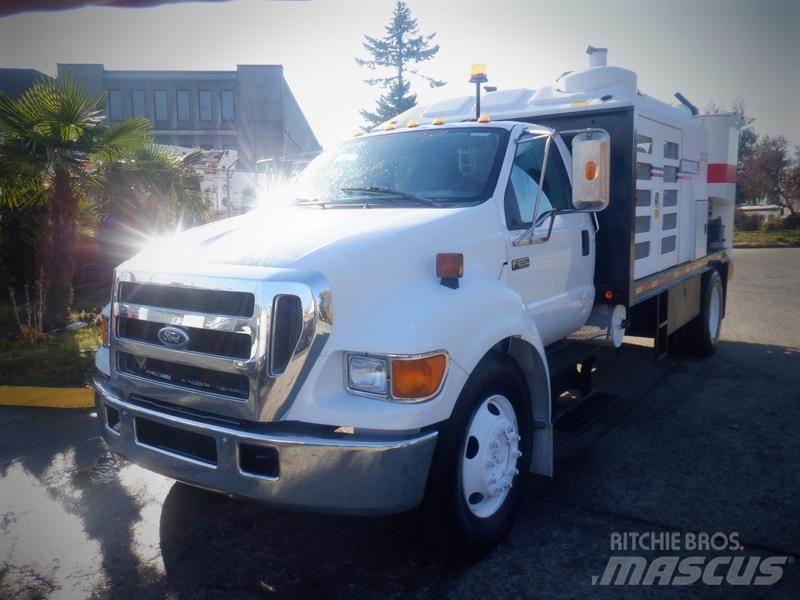 Ford F-650 Commercial vehicle