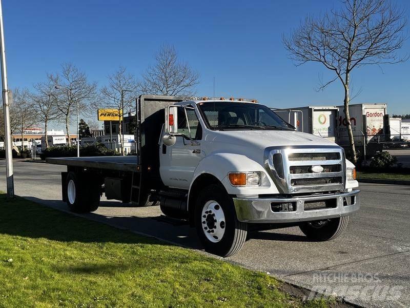 Ford F-750 Flatbed / Dropside trucks