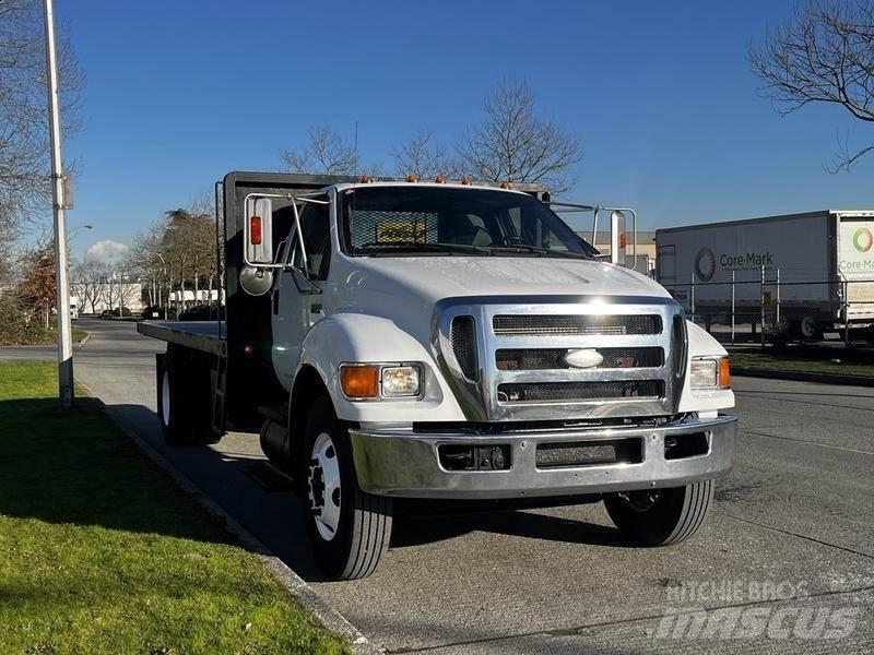 Ford F-750 Flatbed / Dropside trucks