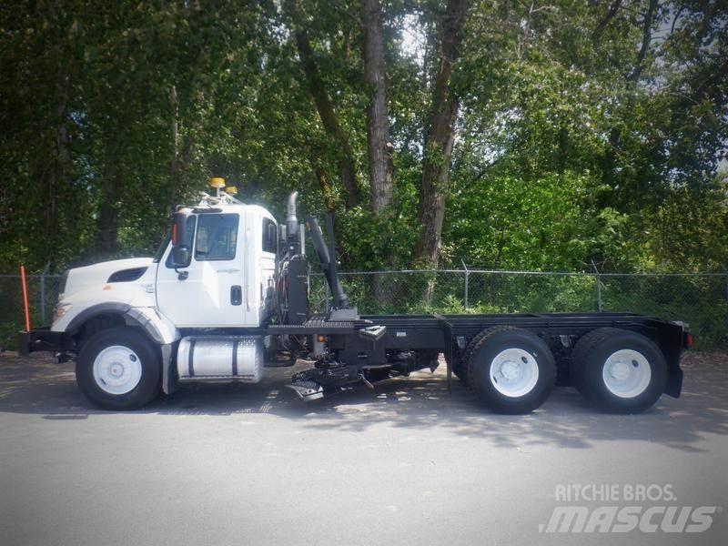 International 7400 Chassis Cab trucks