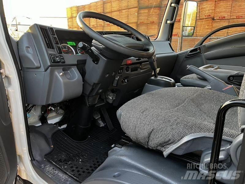 Isuzu NPR Panel vans