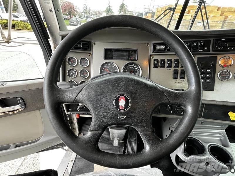 Kenworth T370 Chassis Cab trucks