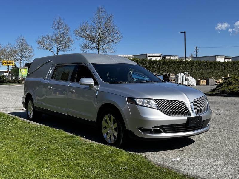 Lincoln MKT Cars