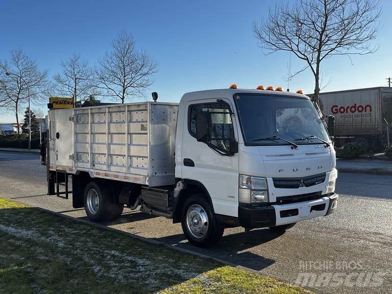 Mitsubishi Fuso FE Flatbed / Dropside trucks