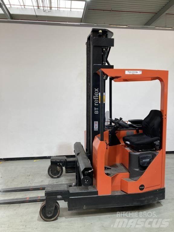 BT FRE270 4-way reach truck