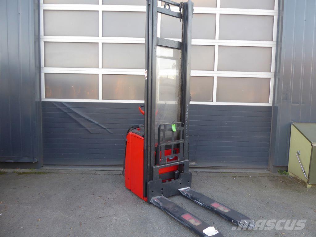 Linde L14 AP Pedestrian stacker